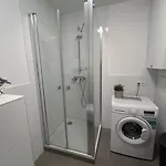 Stylish Near Schlosspark With Balcony - Apolonialiving Апартаменты Карлсруэ