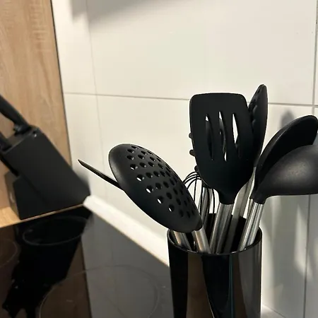 Spacious With Balcony - Nearby Schlosspark - Apolonialiving Karlsruhe