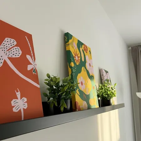 Spacious With Balcony - Nearby Schlosspark - Apolonialiving Apartament *