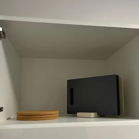 Spacious With Balcony - Nearby Schlosspark - Apolonialiving Apartament *